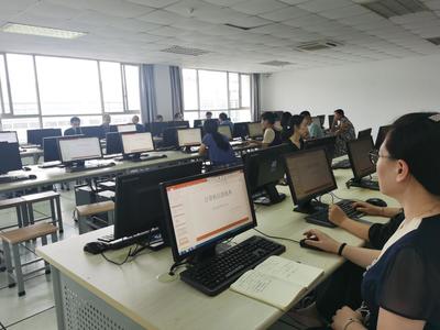 計(jì)算機(jī)工程學(xué)院召開“計(jì)算機(jī)信息技術(shù)”課程集體備課會，聚焦教學(xué)創(chuàng)新與咨詢服務(wù)能力提升